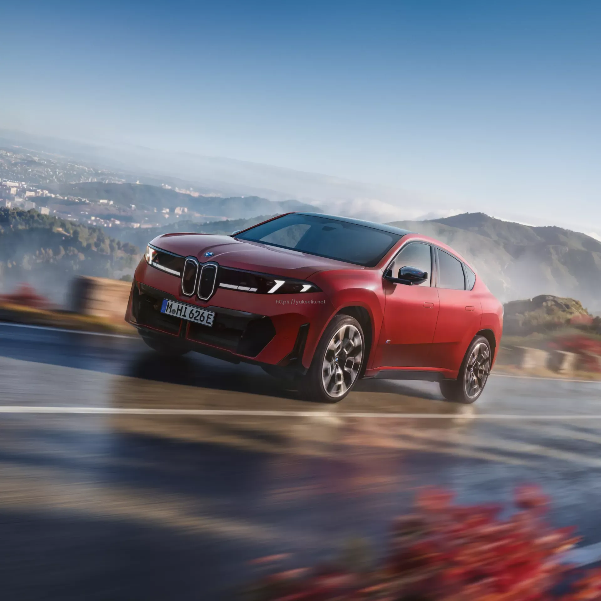 Neue Klasse Ailesinden Elektrikli BMW iX4 Tanıtımı